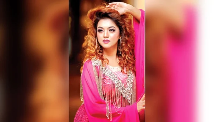 কর্নিয়ার ‘ভাঙাঘর’ আসছে