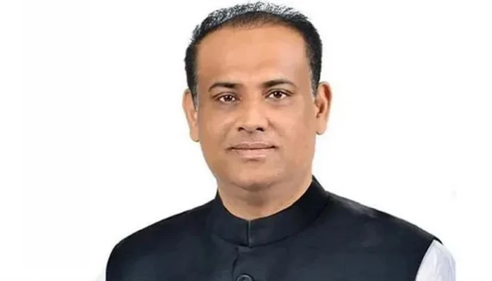 সাবেক ভূমিমন্ত্রীর বিরুদ্ধে দুদকে চিঠি দিল ইউসিবিএল