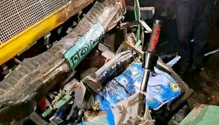 গাজীপুরে সড়কে ঝরল চার প্রাণ