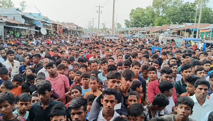 হাতিয়ায় বিএনপি নেতার উদ্যোগ, ৫০ টাকার টিকিটে লাখ টাকার পুরস্কার